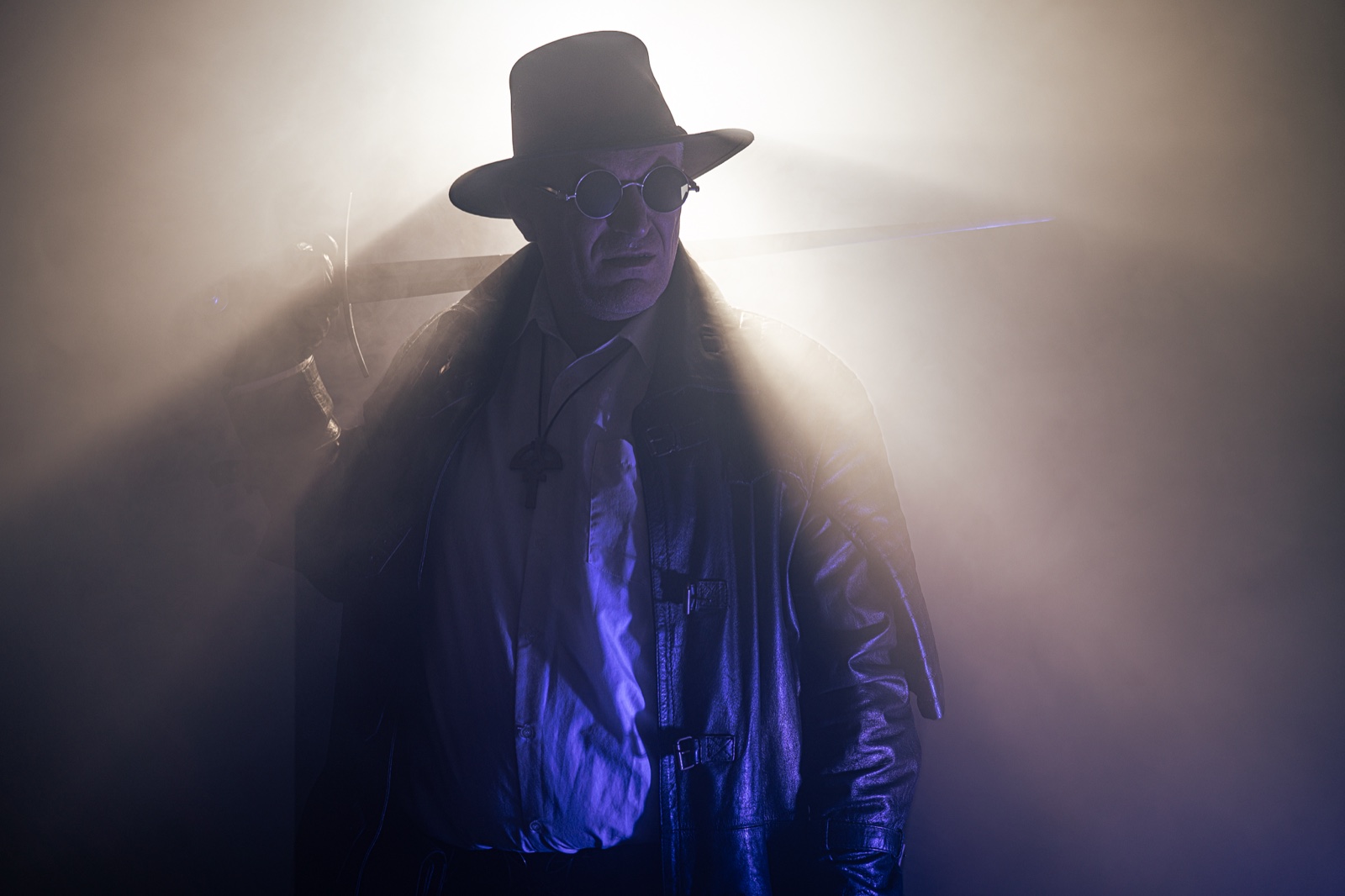 Vampire-hunter cosplay shoot